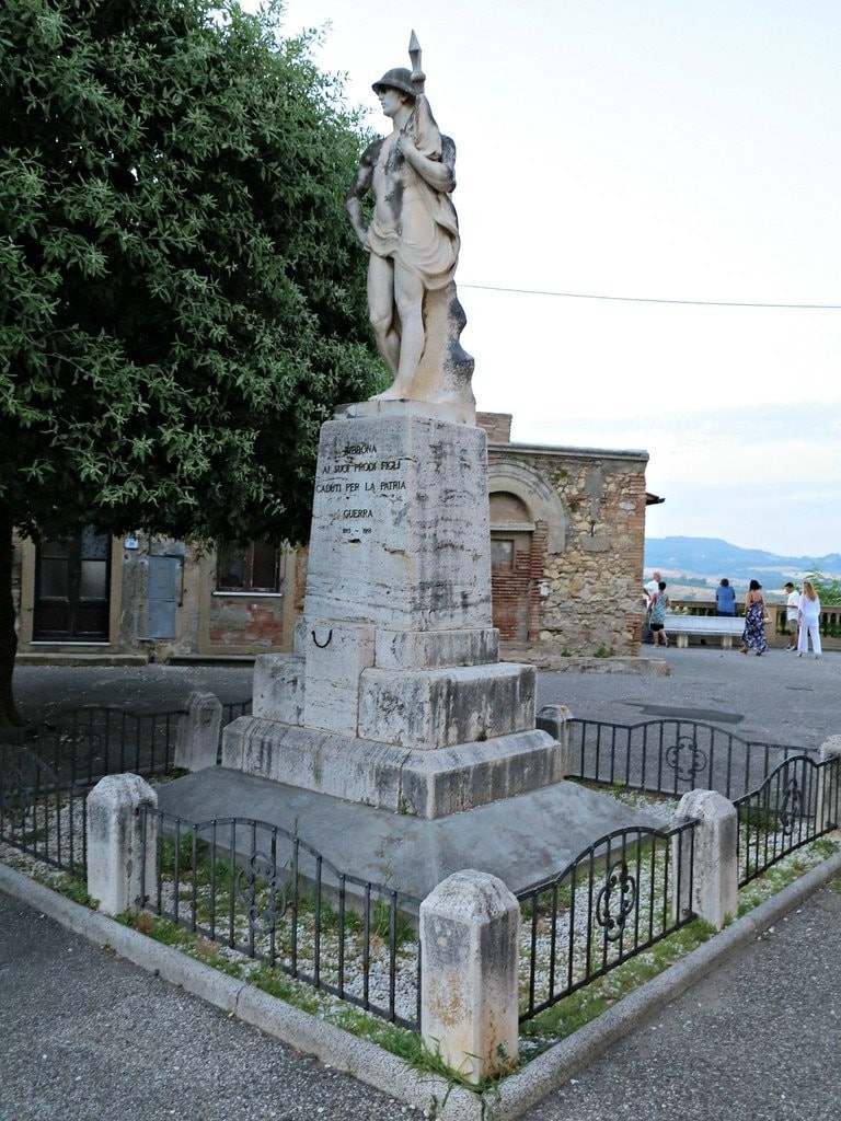 Monumento ai Caduti per la Patria, Bibbona - foto di Matteo Bimonte