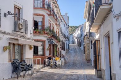 Per le strade di Zahara de la Sierra