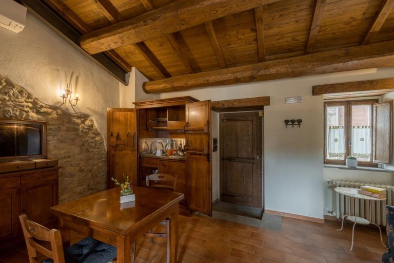 Borgotufi Albergo Diffuso