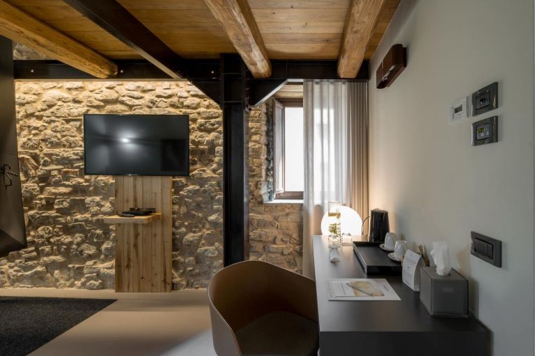 Borgotufi Albergo Diffuso
