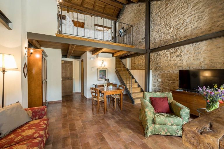 Borgotufi Albergo Diffuso