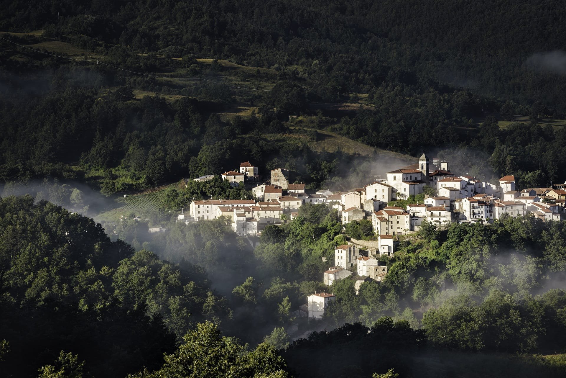 Castel del Giudice ph. Emanuele Scocchera