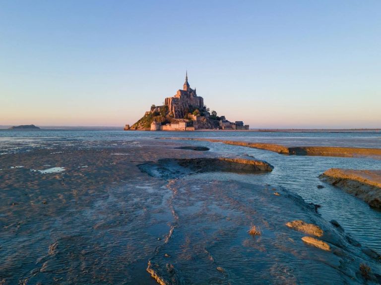 Mont Saint-Michel in lontananza