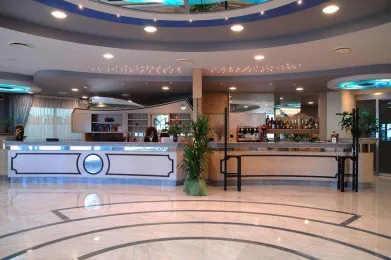 Miramare Palace Hotel