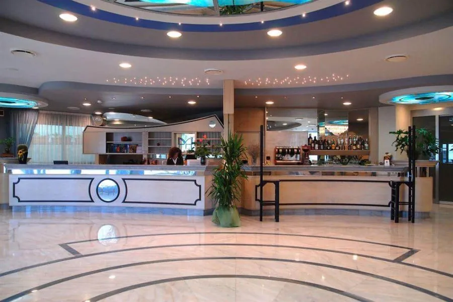 Miramare Palace Hotel