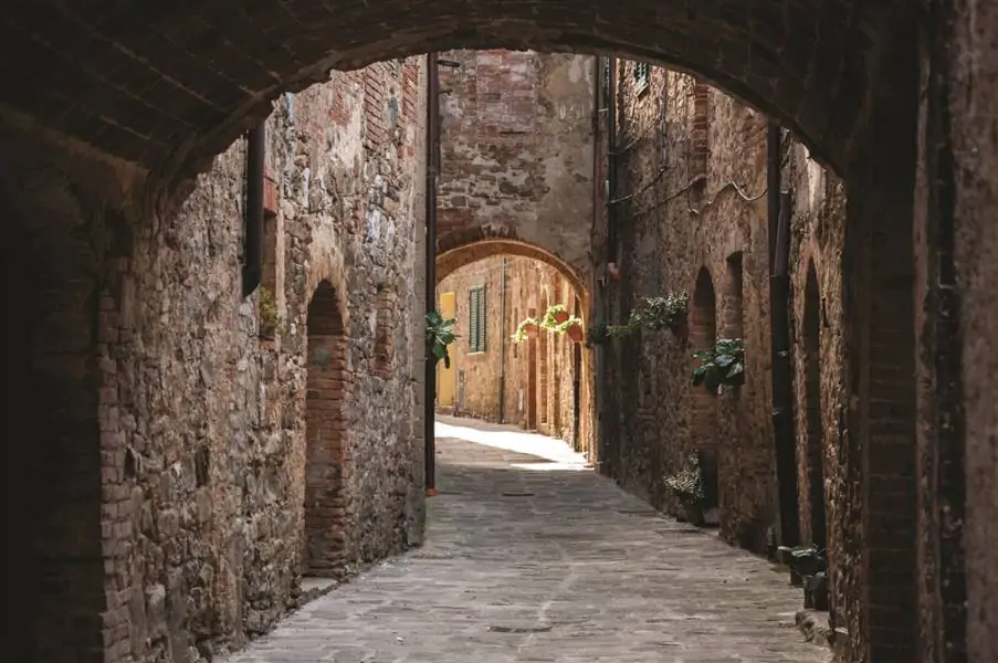 Celle_sul_Rigo_-_centro_storico_2