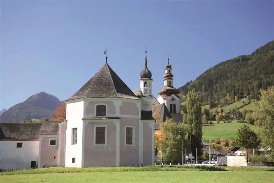 Elisabethkirche_-_Verena_Weissteiner_-_11