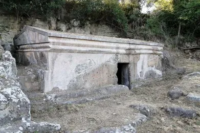 https://media.e-borghi.com/public/strutture/15_11_21-11_44_10-i9d3b4e50eca7860254a5a325cc08ceb.JPG