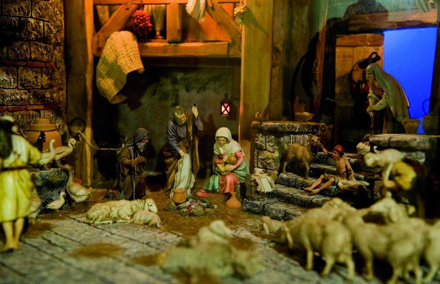 Presepe_in_stile_Napoletano__2_