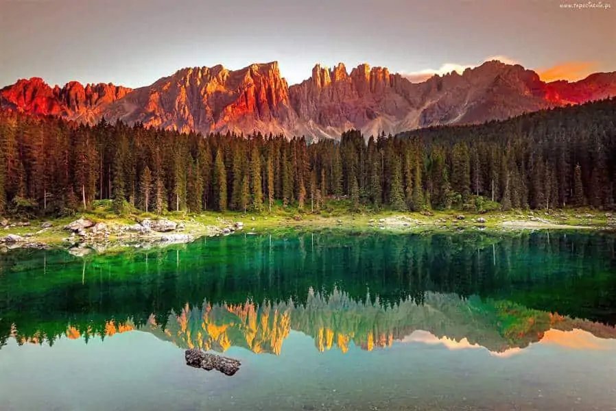 lago_di_carezza_karersee_tyrol
