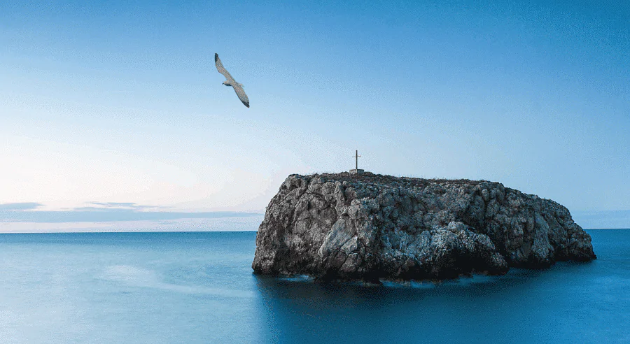 La leggenda dello scoglio dell’eremita di Polignano a Mare