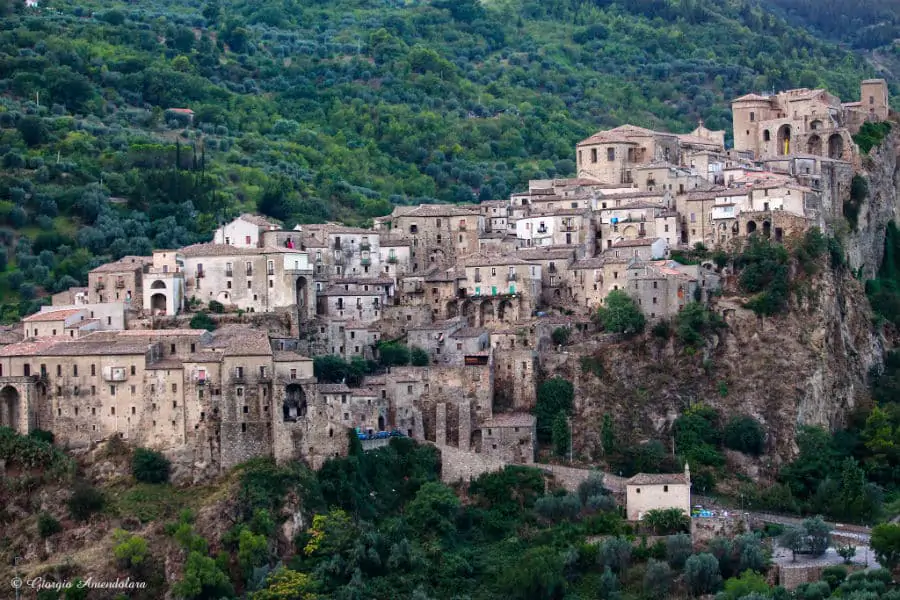 Conoscete Oriolo, la ‘Matera calabrese’?