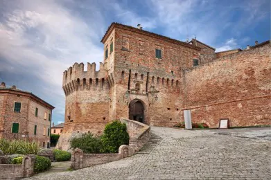 Corinaldo: il paese dei matti