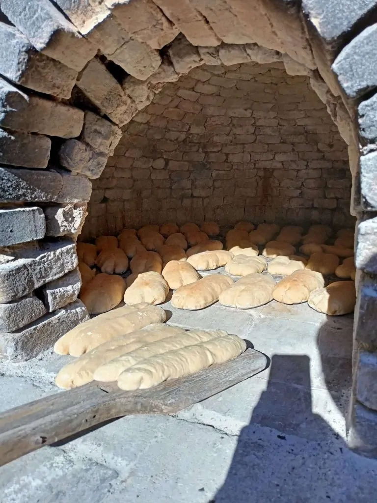 Informando il pane, Borgo Nocille