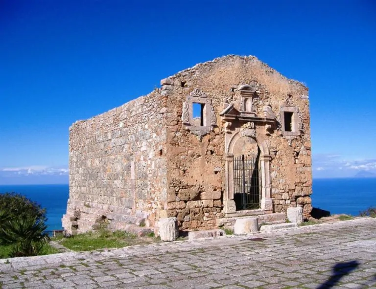 San Marco d'Alunzio - Tempio di Ercole