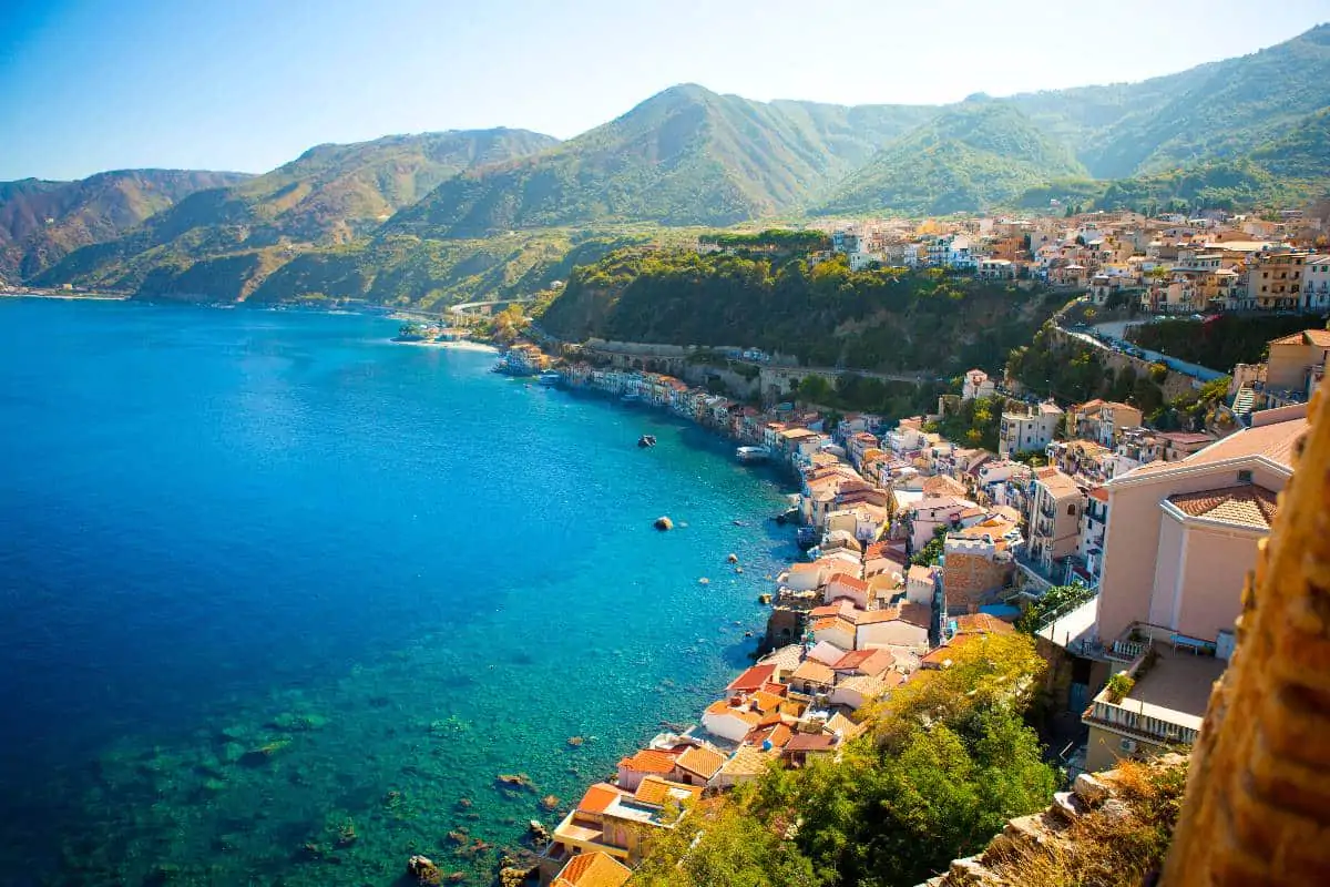 Land of legends, sea and lots of sun, Calabria in 5 extraordinary stages