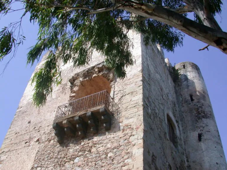 Castello di Brolo