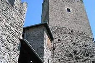 Contrada-Fortificata-di-Pedenale