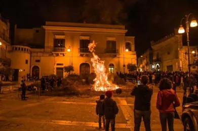 Falò di San Giuseppe a Montescaglioso