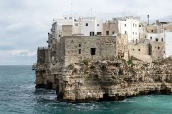 A Polignano a Mare ci si tuffa… nel cioccolato!