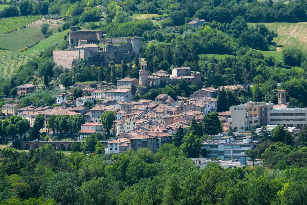 E-borghi and Wellness Area: a new alliance in wellness tourism