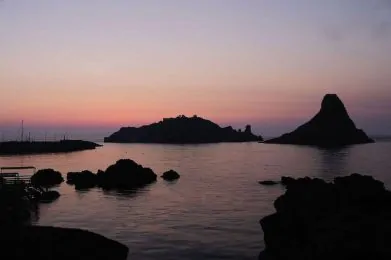 Aci Trezza, Isole dei Ciclopi