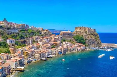 A look at Chianalea