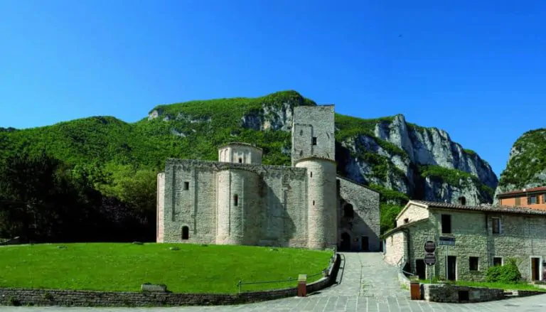 San Vittore delle Chiuse - GAL Colli Esini