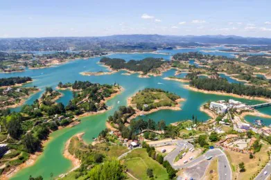 Lago artificiale di Guatapé